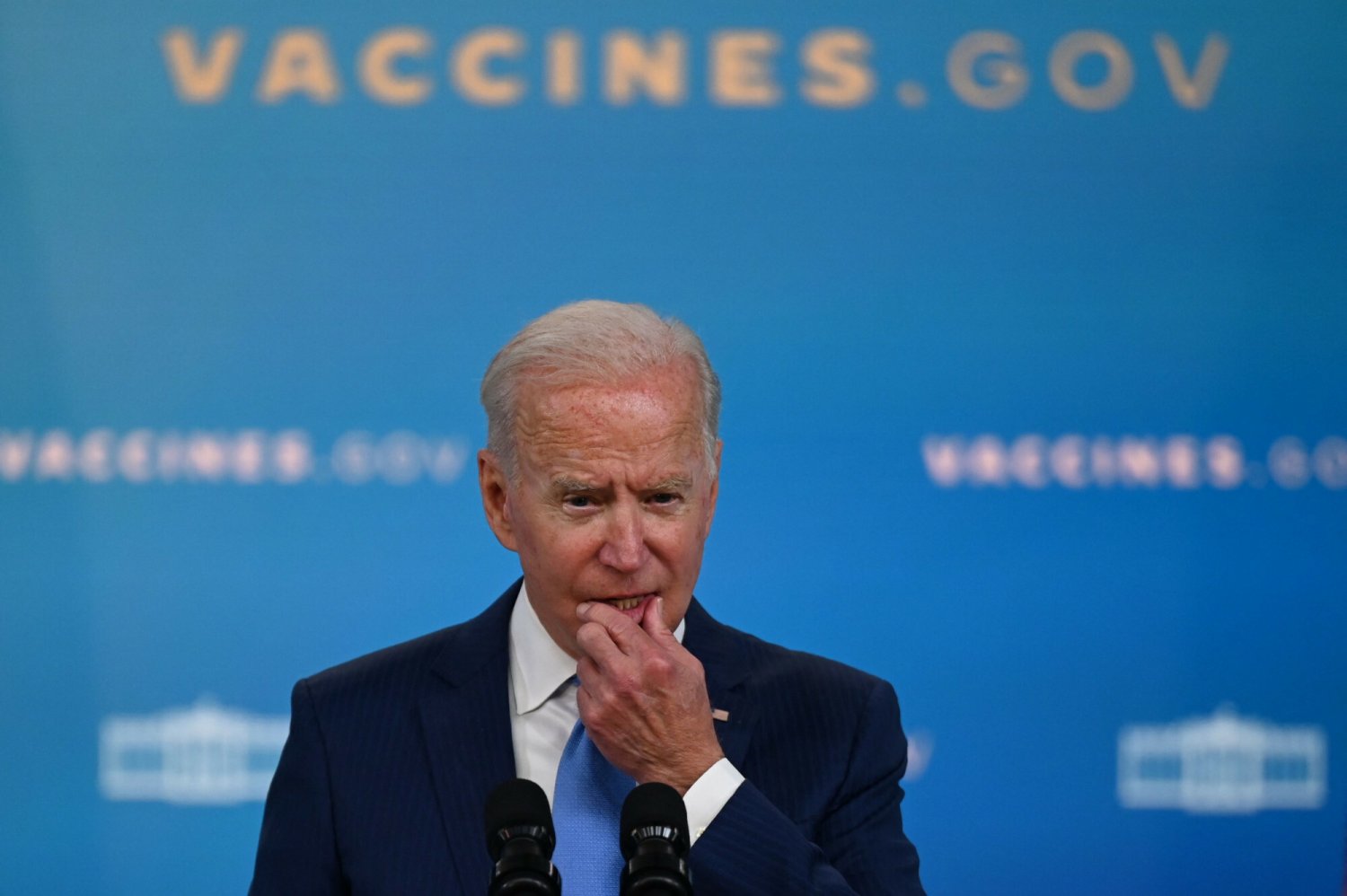 Joe Biden jest zwolennikiem noszenia maseczek w czasie pandemii, jednak nie wszyscy amerykańcy politycy podzielają jego zdanie