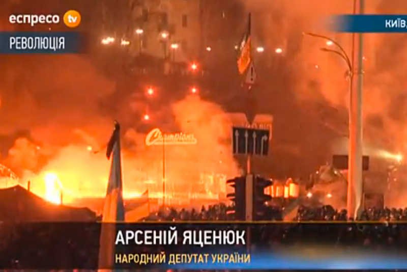 Szturm milicji, ogień i przemoc - tak wygląda Kijów