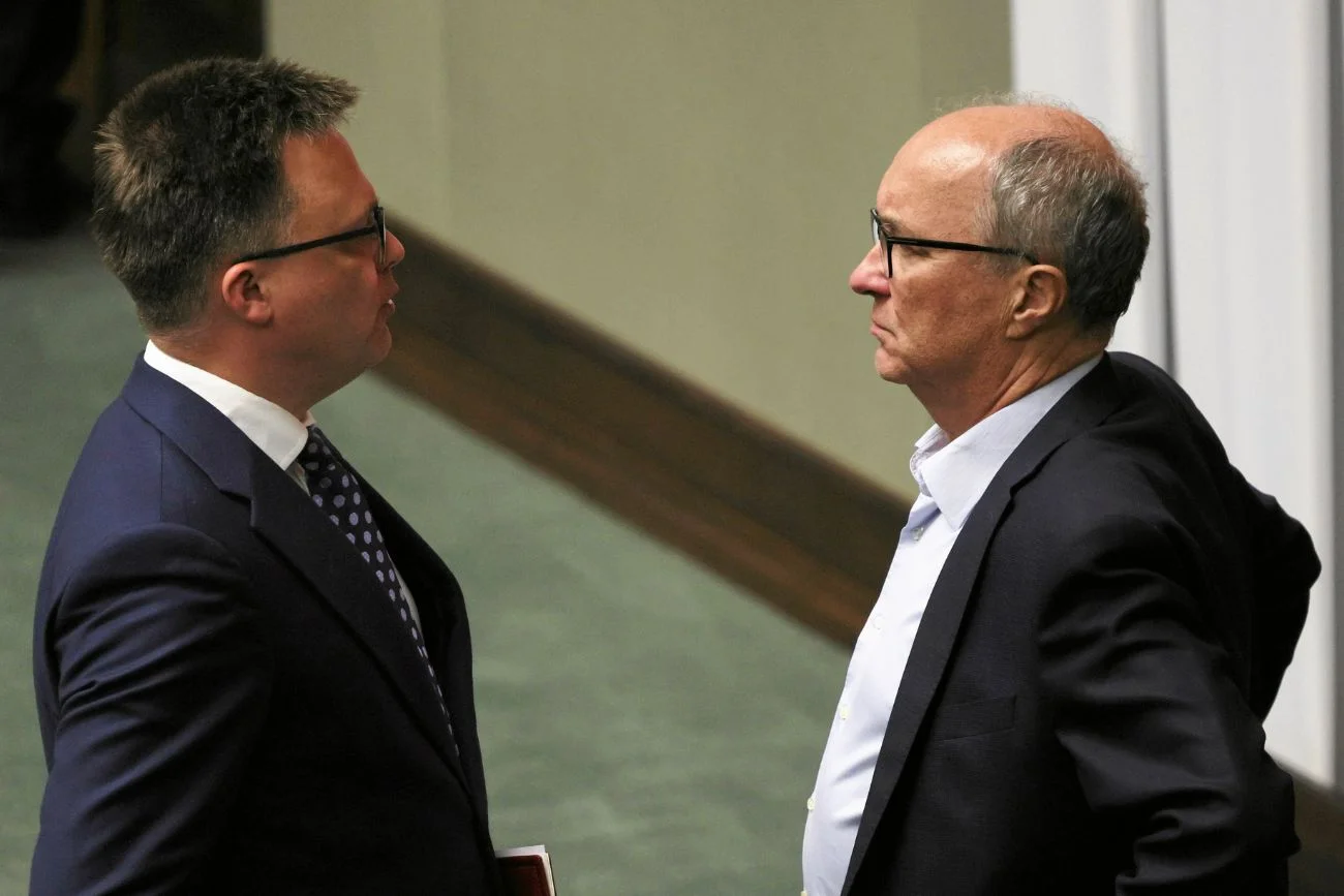 Dynamiczna sytuacja w koalicji rządzącej. "Hołownia co trzy dni zmienia zdanie". Czarzasty o zmianach w koalicji. "Hołownia co trzy dni zmienia zdanie".