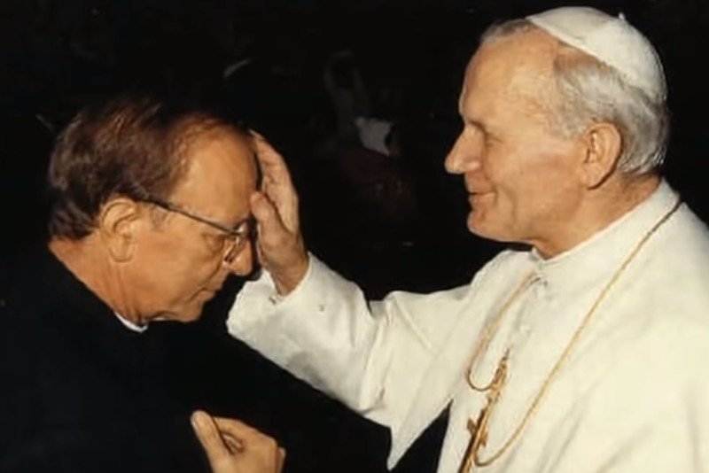 O. Marcial Maciel przez dziesiątki lat seksualnie wykorzystywał nieletnich.