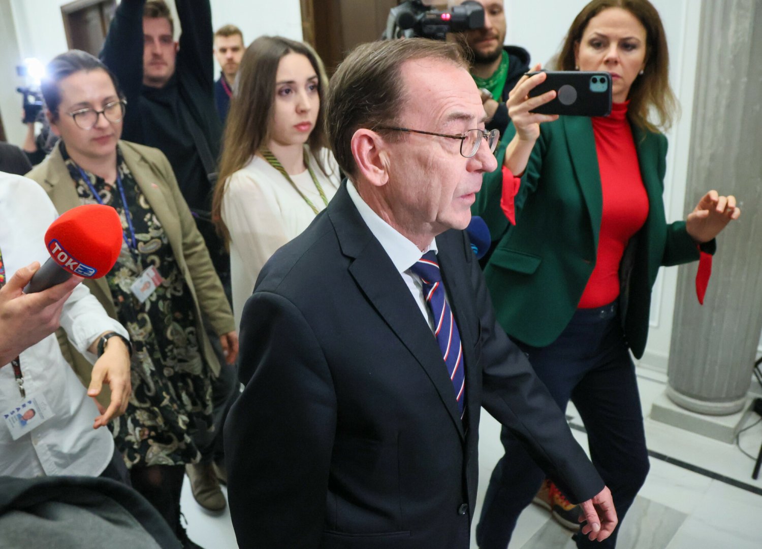 "Wielka kompromitacja". Kamiński i Wąsik tak reagują na wyrok sądu