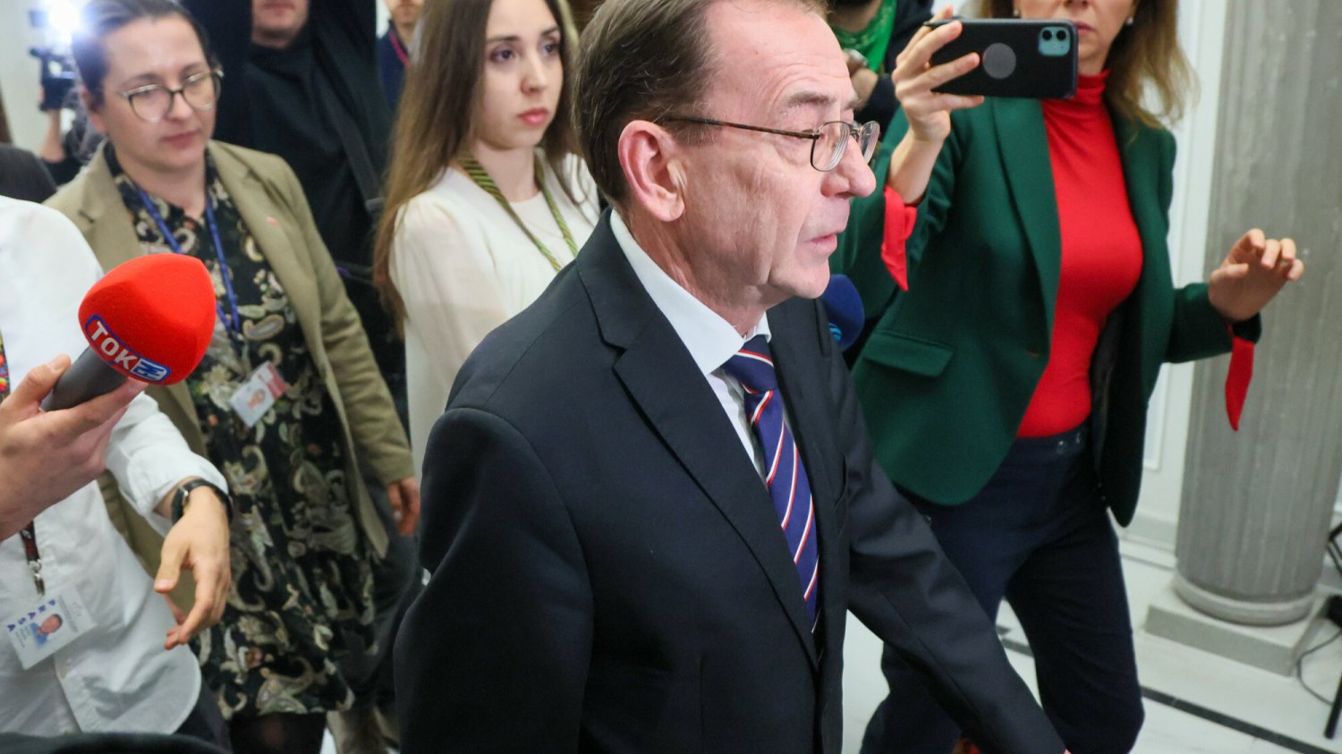 "Wielka kompromitacja". Kamiński i Wąsik tak reagują na wyrok sądu