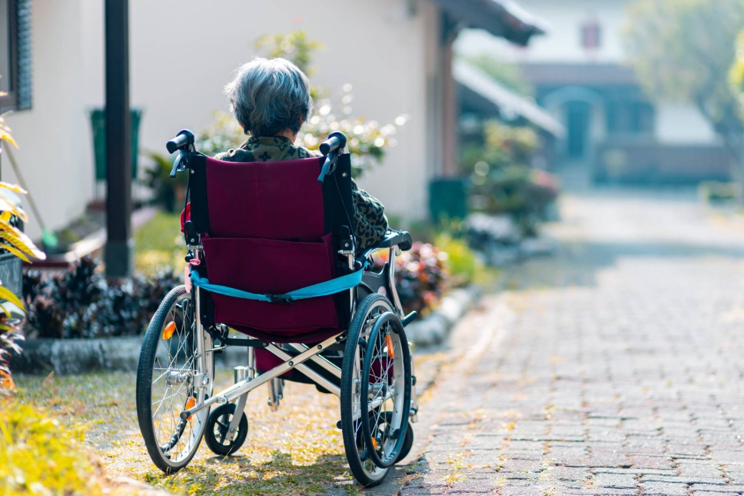 Co to jest Aducanumab tudzież Aduhelm? Administracja ds. Żywności i Leków USA dopuściła do obrotu nowy lek na chorobę Alzheimera.