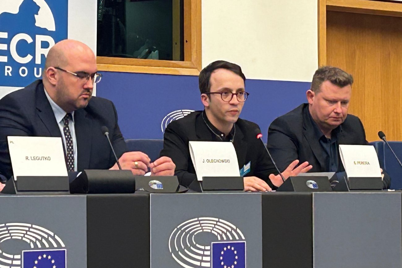 Jarosław Olechowski, Samuel Pereira i Marcin Tulicki