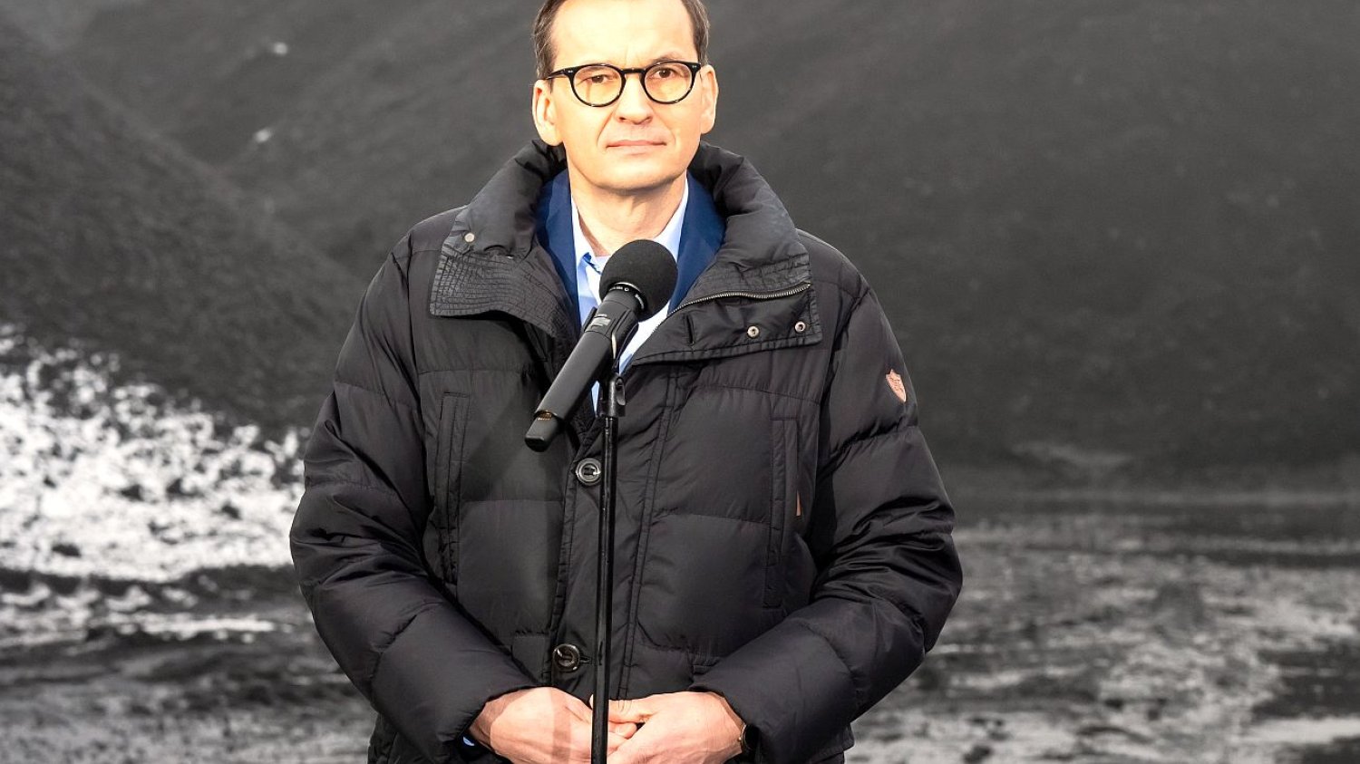 Pamiętacie węgiel, który Morawiecki kazał kupić w 2022 roku? Do dziś nie udało się go spalić Pamiętacie węgiel, który Morawiecki kazał kupić w 2022 roku? Do dziś nie udało się go spalić