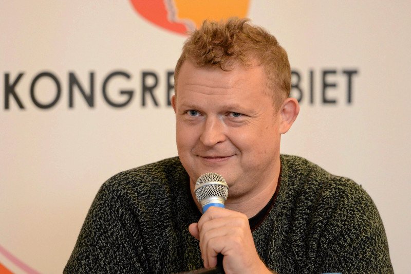 Tomasz Piątek zgodził się udzielić wywiadu TV Republika. Ale teraz stacja milczy.