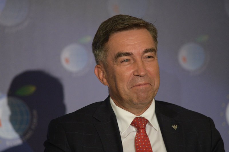 Wiceminister Zbigniew Gryglas pochwalił się wynikiem na strzelnicy. Zastępca Jacka Sasina w Ministerstwie Aktywów Państwowych na dowód swojej celności pokazał planszę z rezultatami.