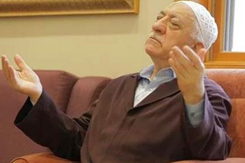 Fethullah Gulen - prawdopodobnie to on stoi za zamachem stanu w Turcji