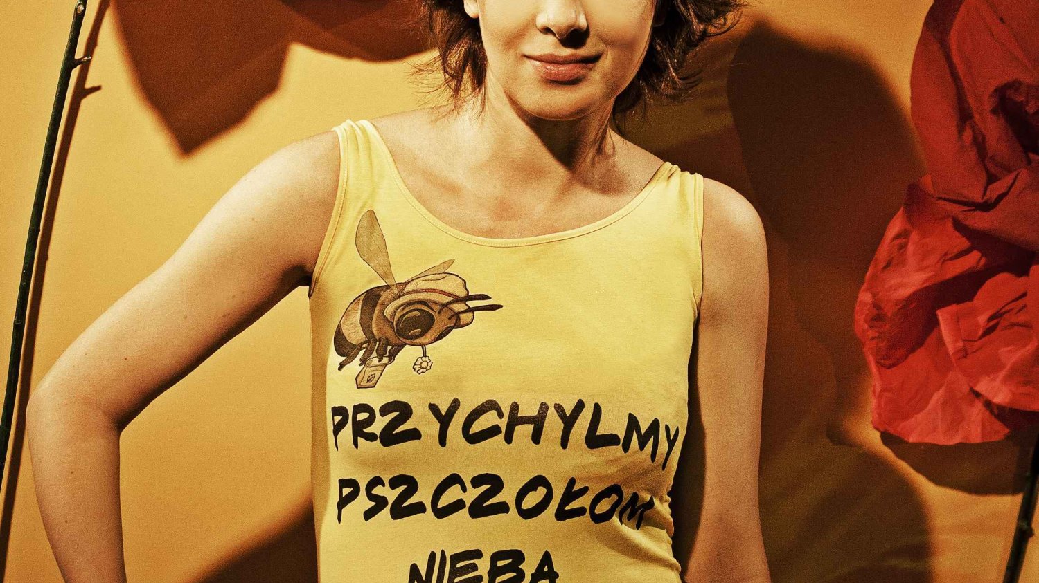Karolina Gruszka w kampanii Greenpeace „Przychylmy pszczołom nieba”