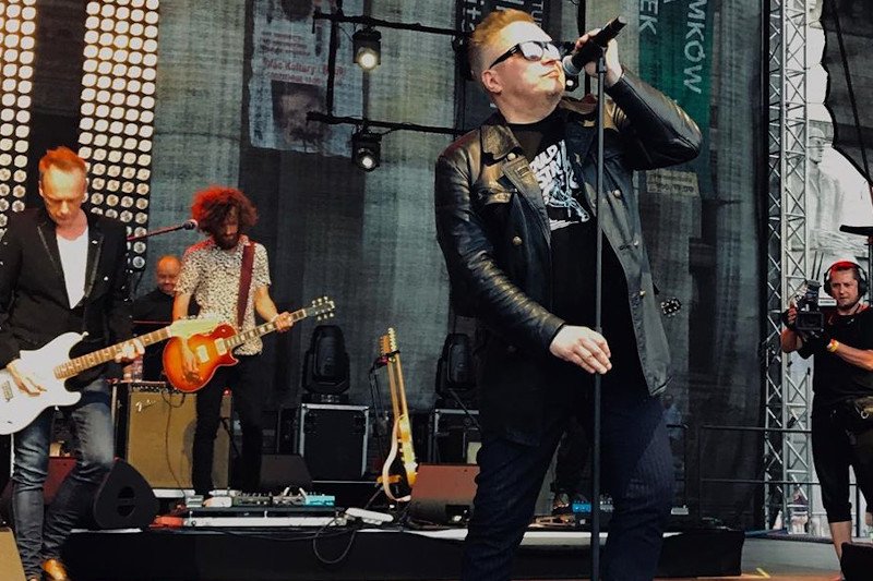 Muniek Staszczyk musiał odwołać koncert w Stodole ze względu na stan zdrowia.