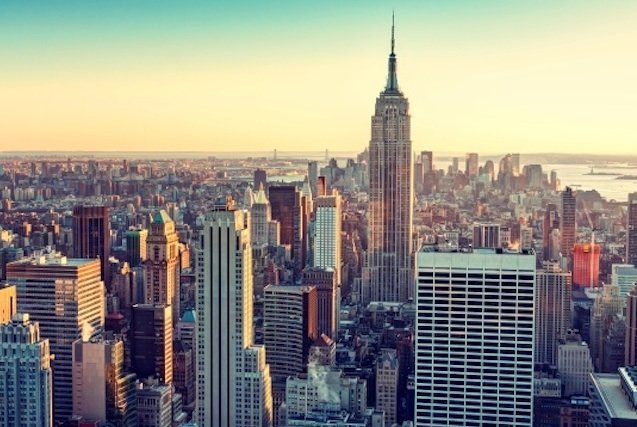 Nowy Jork warto zwiedzić szlakiem znikających miejsc.