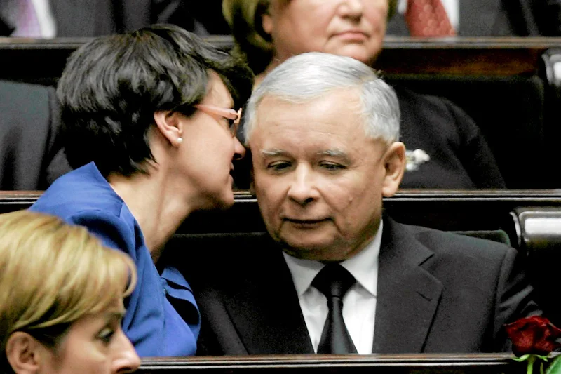Joanna Kluzik-Rostkowska włożyła kij w mrowisko ws. powodów nagłych przemian Jarosława Kaczyńskiego.