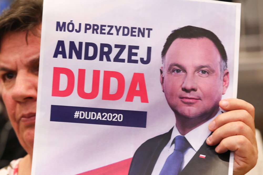 Co zrobi prezydent Duda ws. 2 miliardów złotych dla TVP?