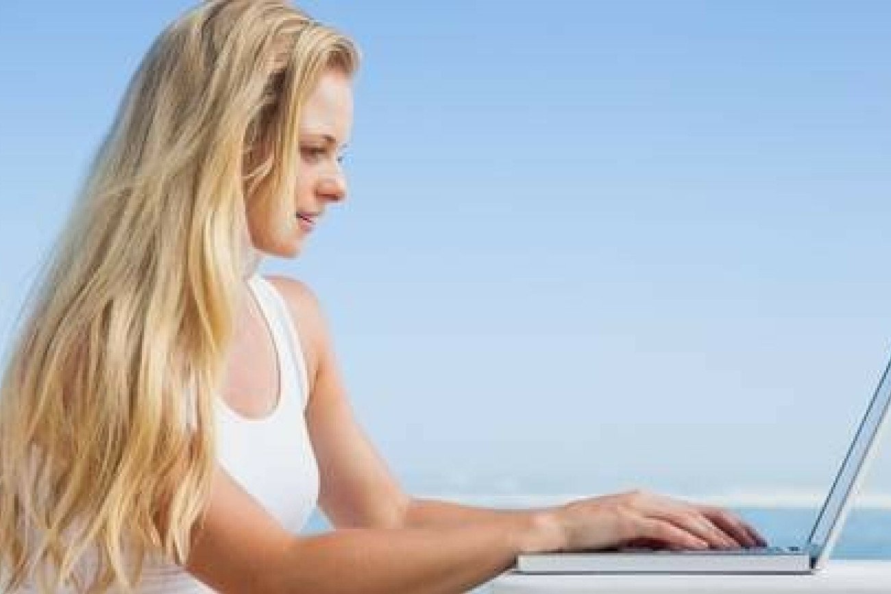 To może być pierwszy objaw pracoholizmu, gdy na urlopie nie potrafisz odpoczywać.