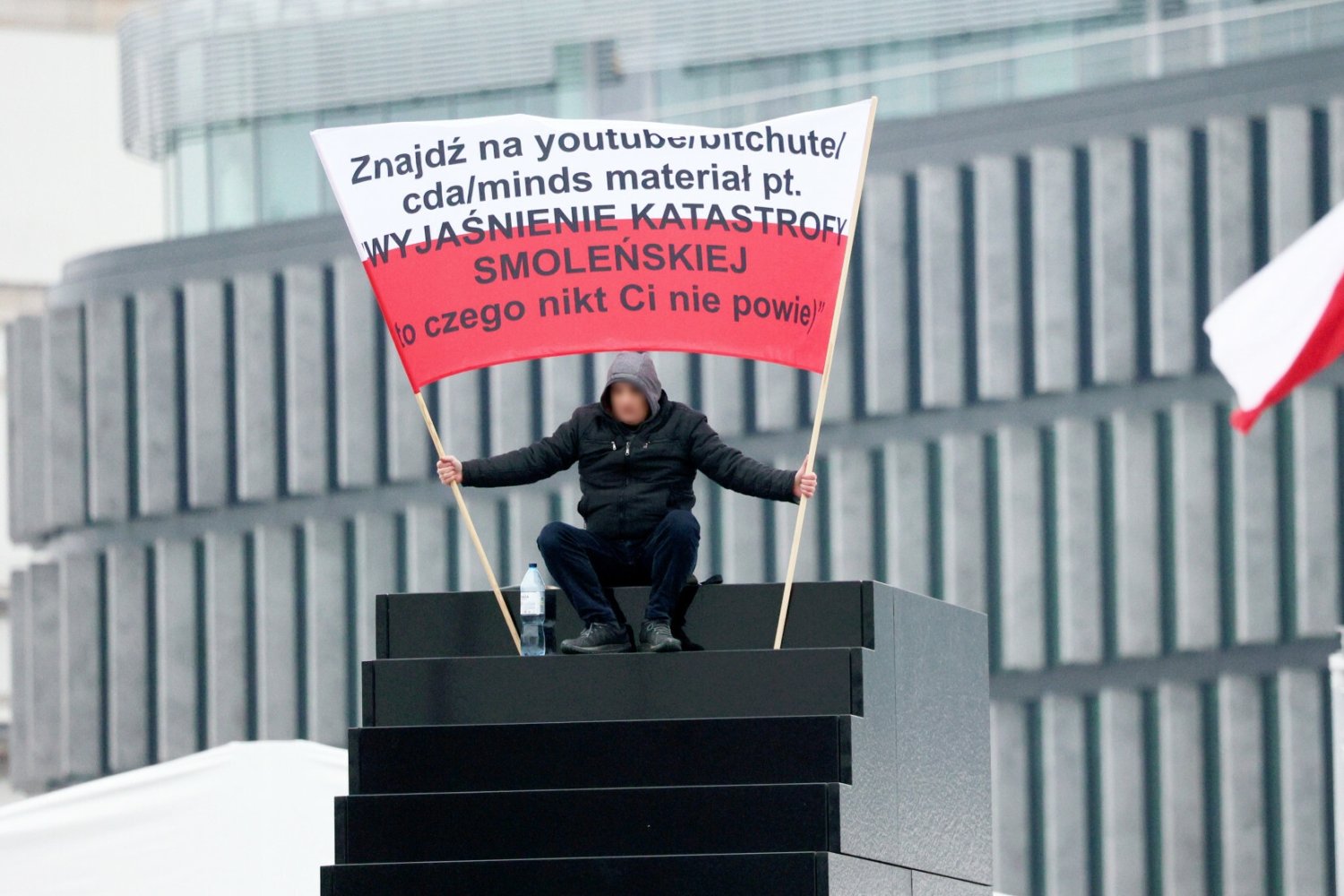 Krzysztof B. to człowiek z pomnika smoleńskiego. Był już znany policji.