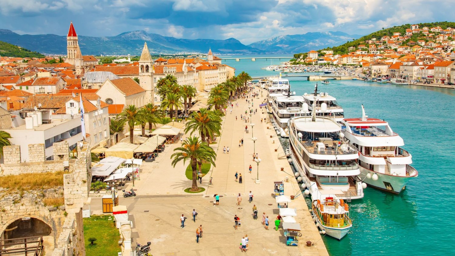 Pilny apel polskiej ambasady w Chorwacji. "Rekomendujemy unikanie podróży"