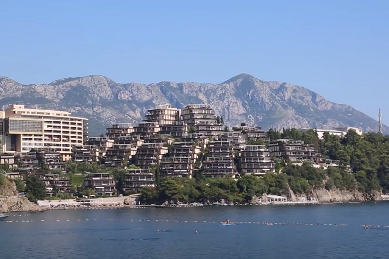 Czarnogóra częściowo otwiera się na turystów. To może być atrakcyjny kierunek dla Polaków na wakacje.