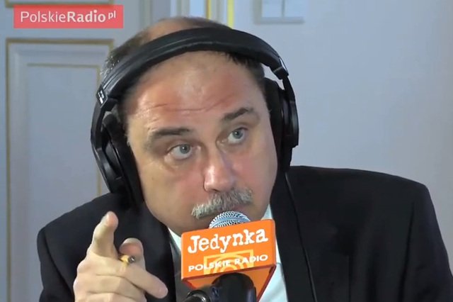 Dyrekcja radiowej Jedynki uznała, że Krzysztofowi Grzesiowskiemu przytrafił się lapsus językowy