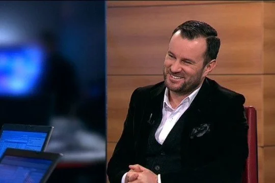 Potrafił czarować na wizji - tu podczas wywiadu dla biznesowego kanału TVN CNBC