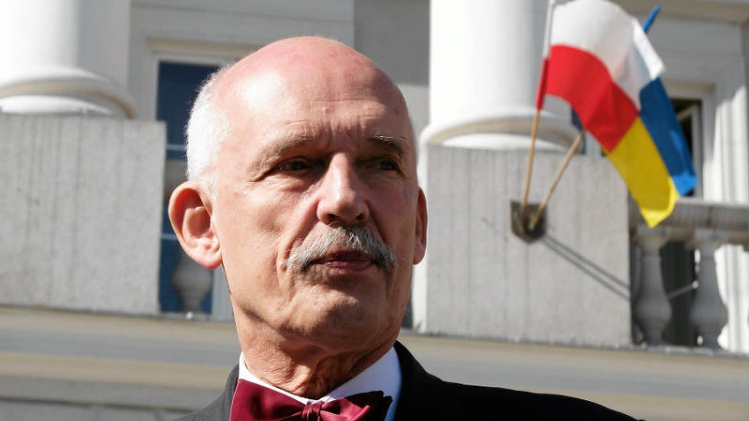 Janusz Korwin-Mikke mówi, że Rosja powinna być przeciwwagą dla Unii Europejskiej.