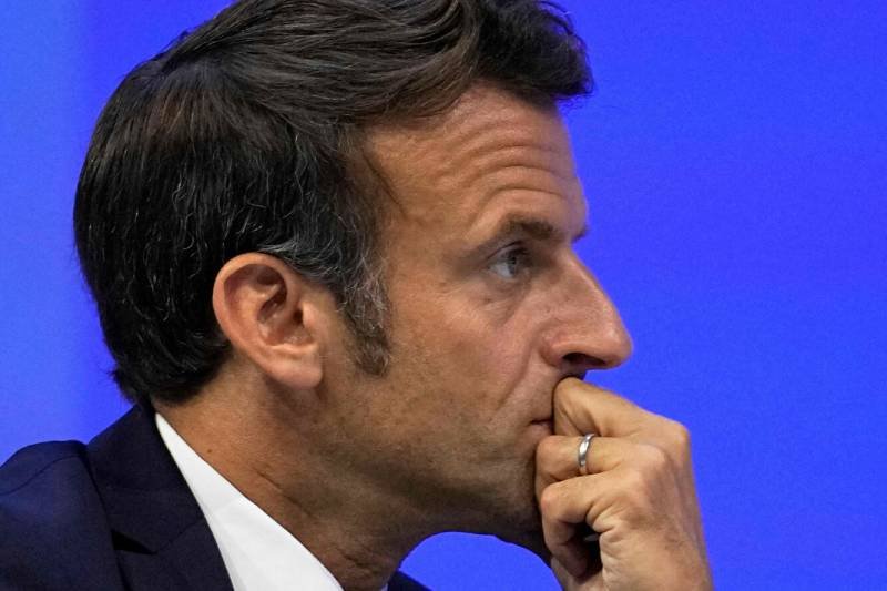 Oficjalne wyniki wyborów we Francji "policzkiem" dla Macrona