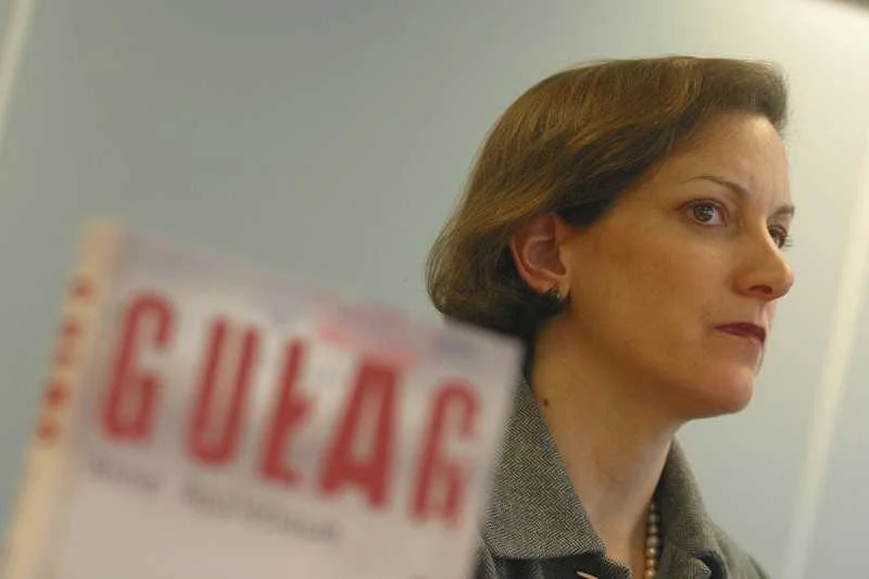 Anne Applebaum
