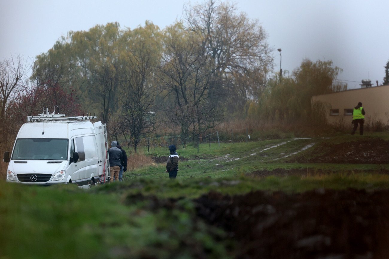 Od wczorajszego wieczora w miejscowości Przewodów pracują śledczy, którzy badają szczegóły zdarzenia.