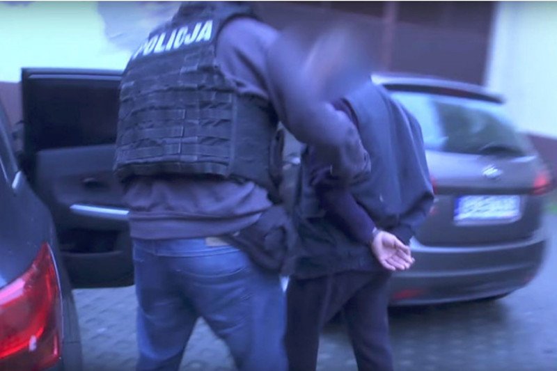 Prokuratura zebrała mocne dowody przeciwko Danielowi M. Mężczyzna oskarżany jest o morderstwo żony, której zwłoki ukrył na 20 lat pod posadzką w piwnicy domu.