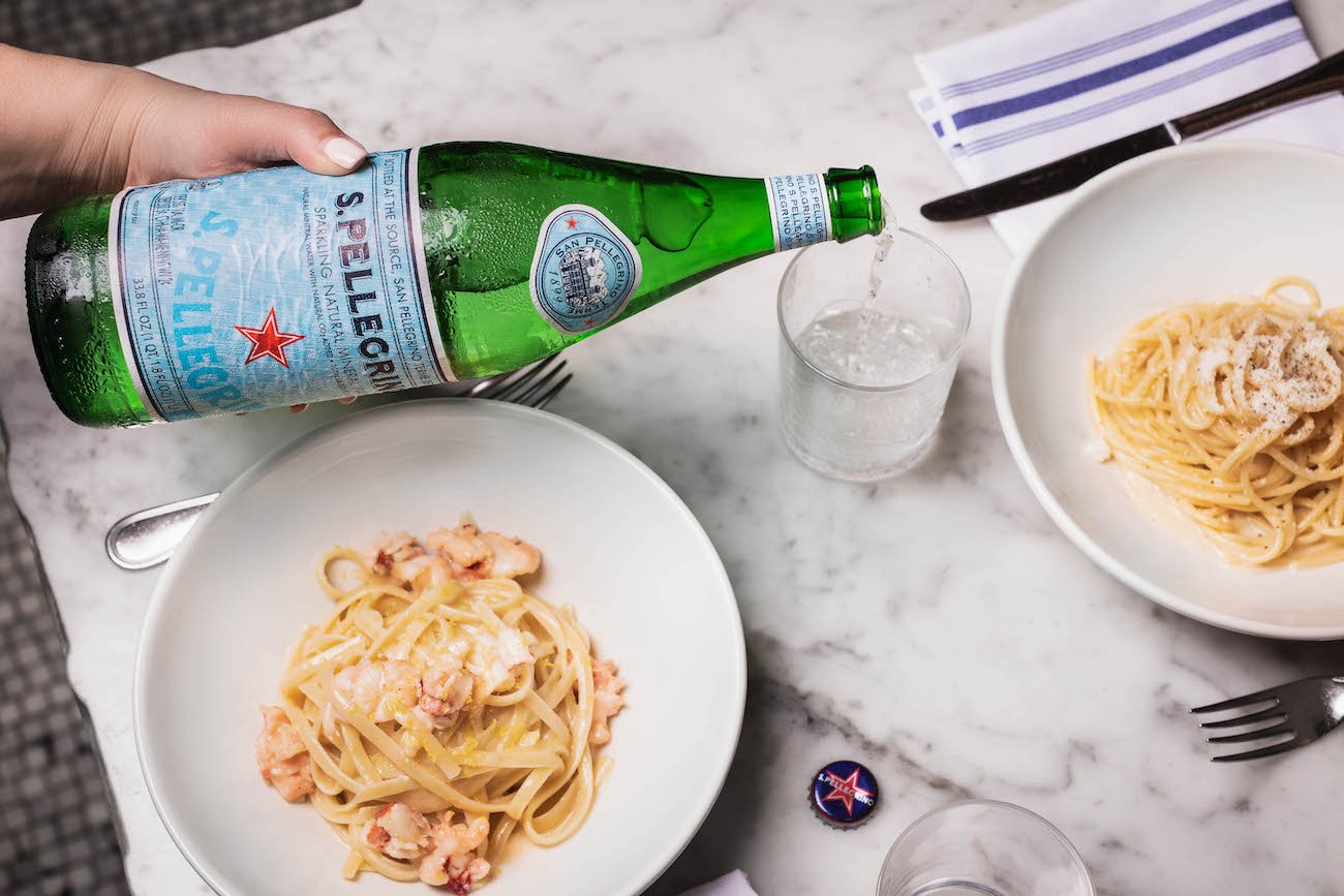 Woda S.Pellegrino podana do obiadu