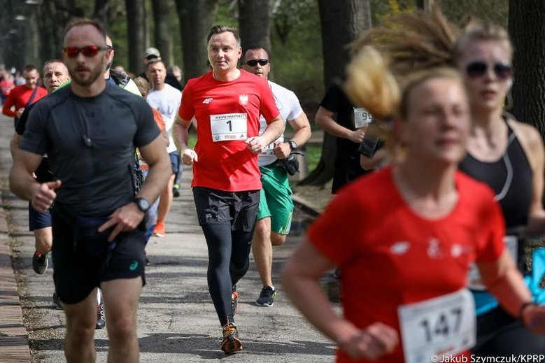 Prezydent Andrzej Duda dba o formę przed kampanią prezydencką / zdjęcie archiwalne .
