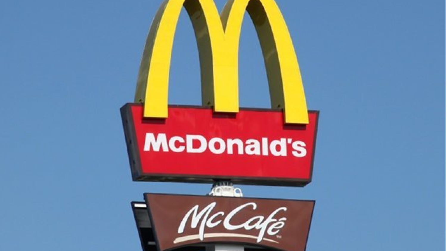 McDonald's sprzedawał paluszki z mozzarellą bez... sera.