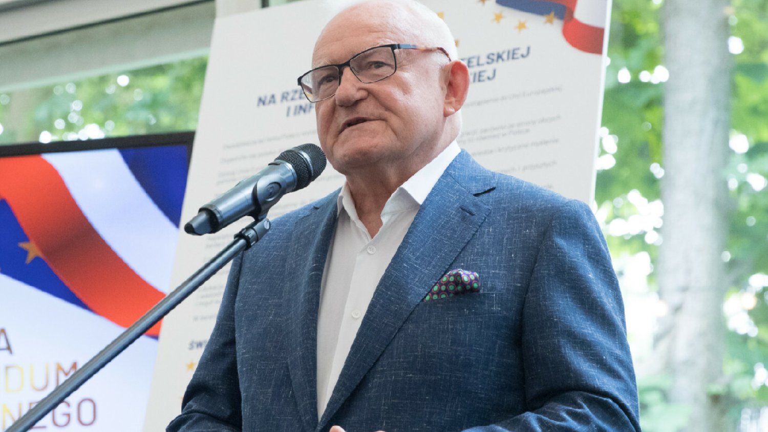 Leszek Miller drwi z Jarosława Kaczyńskiego. "Kto jest najprzystojniejszy?".