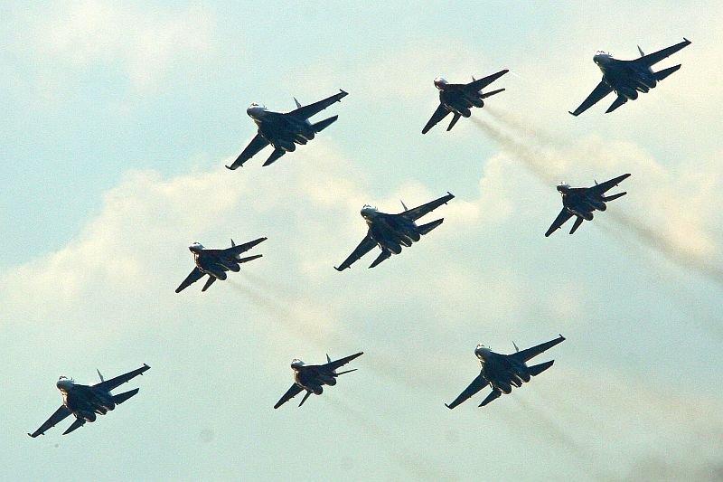 Zapad 2013 to pokaz siły z użyciem licznego lotnictwa, czołgów, a nawet rosyjskiej floty.