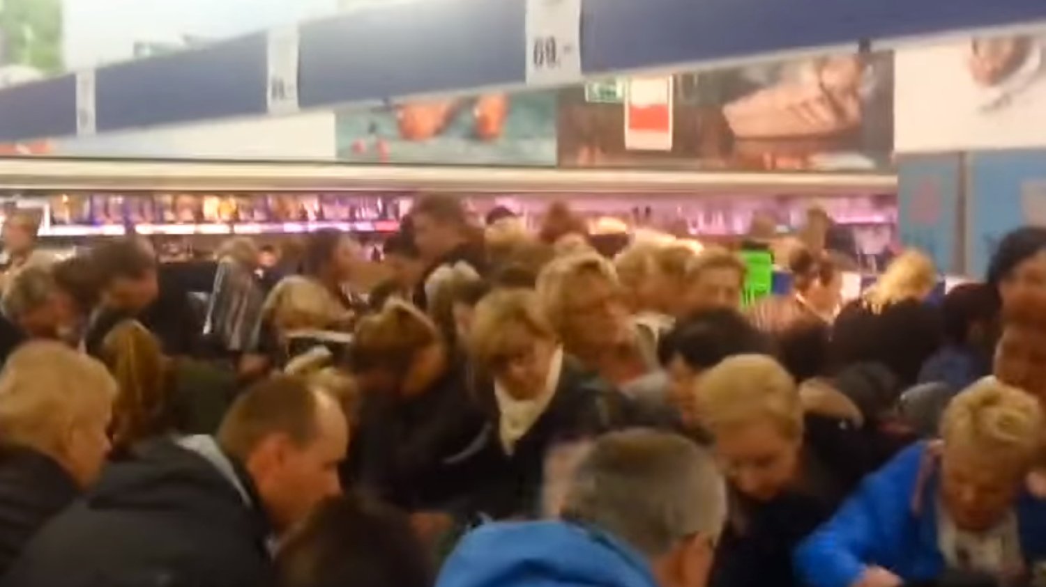 Promocje kochają wszyscy, nie tylko Polacy.