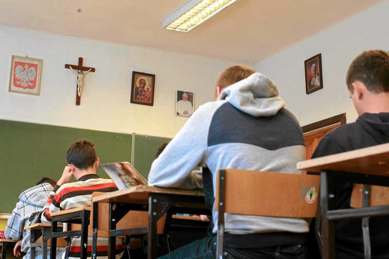 Lekcja religii w jednej ze szkół. Episkopat domaga się wprowadzenia tego przedmiotu na maturze. Tym razem nie odpuści.
