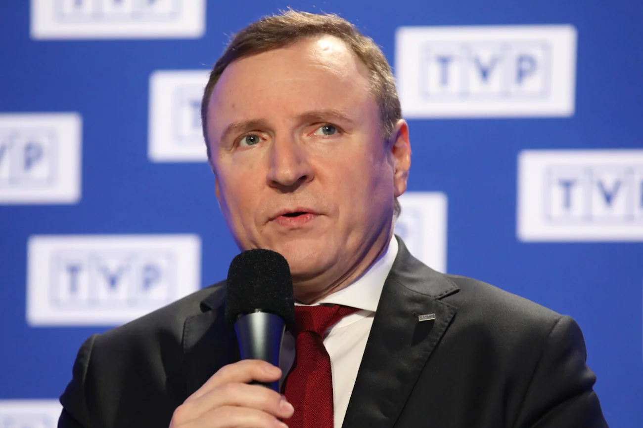 Sąd Okręgowy w Warszawie wydał wyrok, zgodnie z którym TVP musi przeprosić za materiał w "Wiadomościach". Orzeczenie jest nieprawomocne