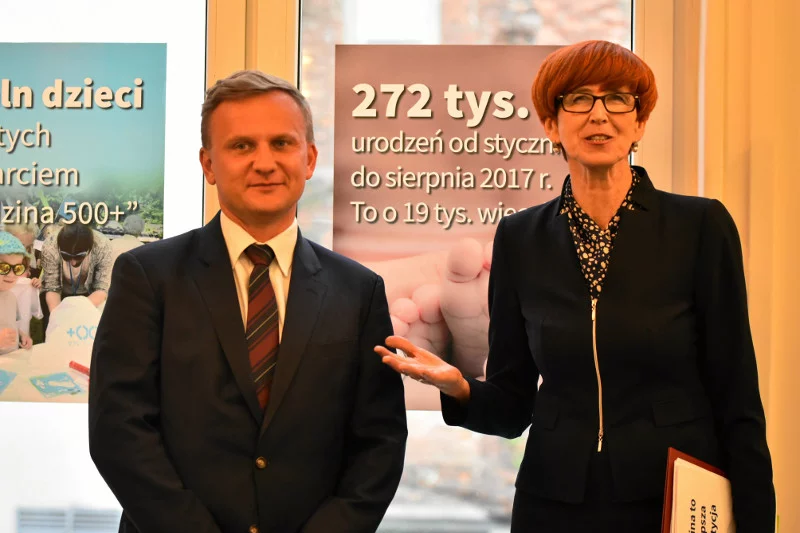 Rząd nie ma planów zamiany programu 500+ w 1000+.
