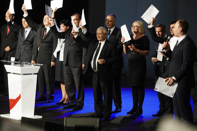 Prawo i Sprawiedliwość zamiast ratować samorządy spycha je w przepaść.