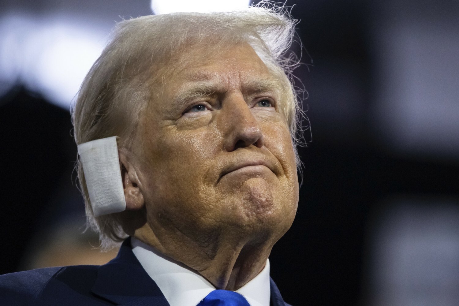 Zamach miał dać Trumpowi zwycięstwo. Tak to wygląda w nowych sondażach.