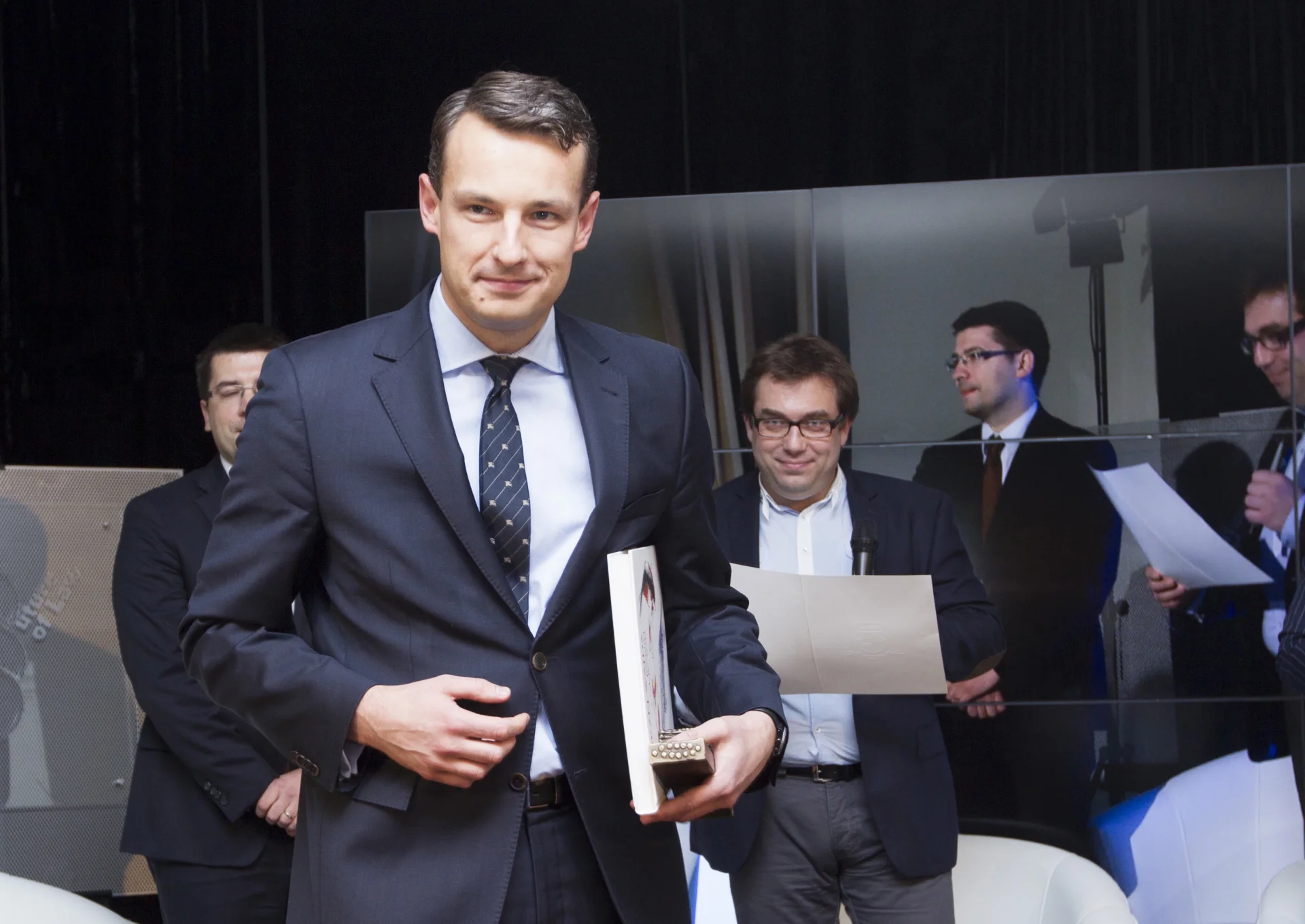 Tomasz Zahorski podczas ceremonii wręczenia Liderów Zaufania