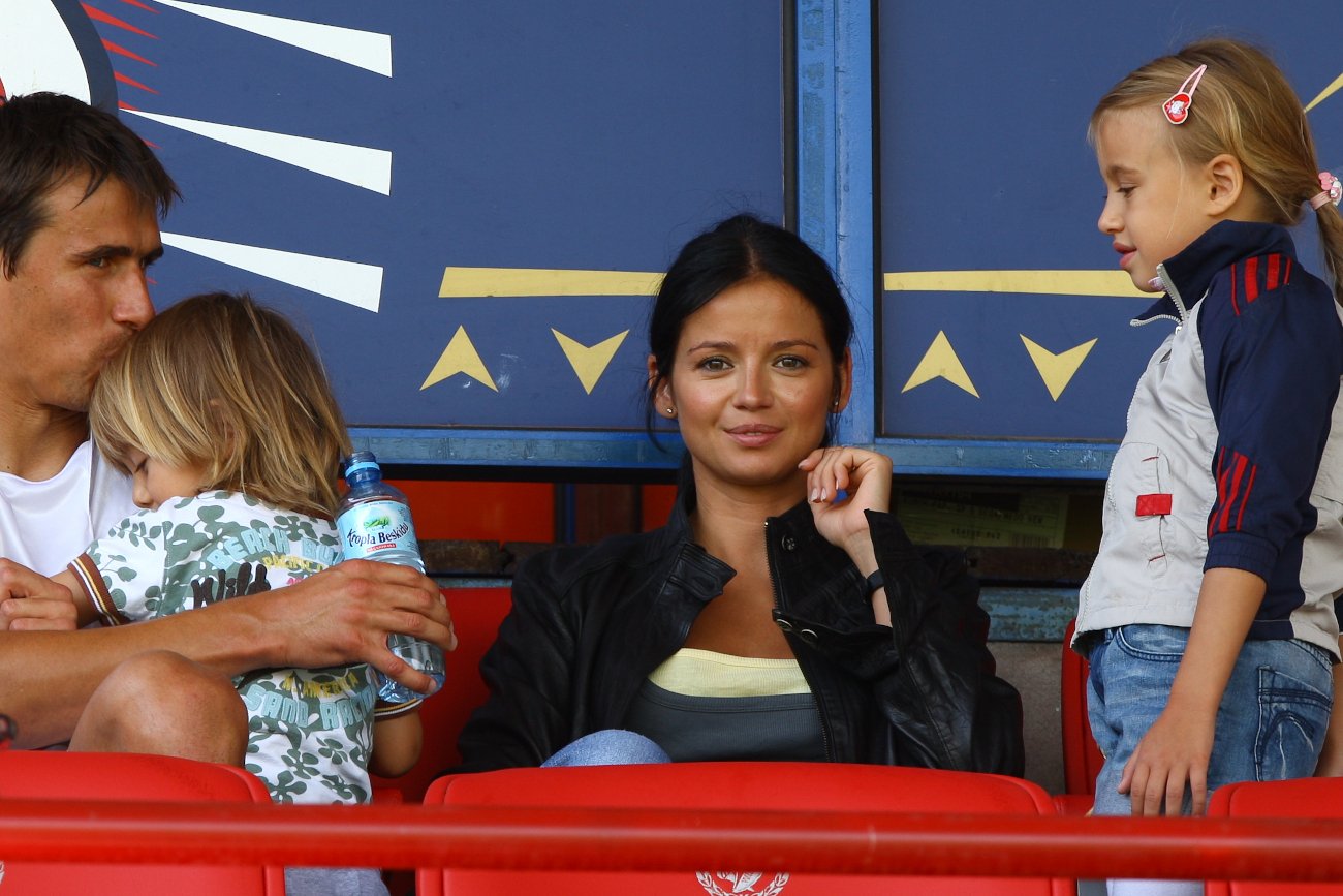 Dzieci Anny Przybylskiej i Jarosława Bieniuka.