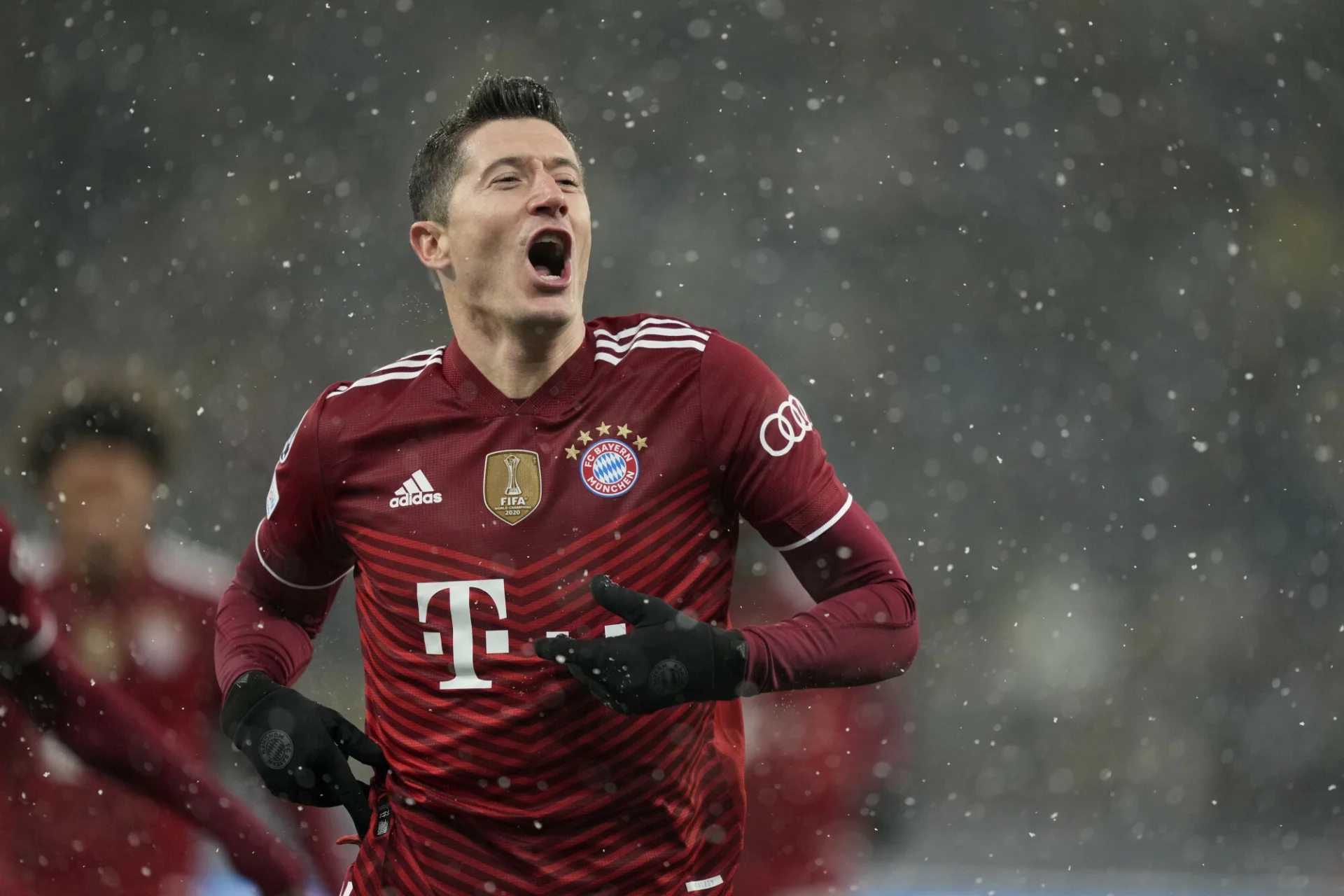 Robert Lewandowski został uznany przez magazyn "Tuttosport" piłkarzem roku 2021