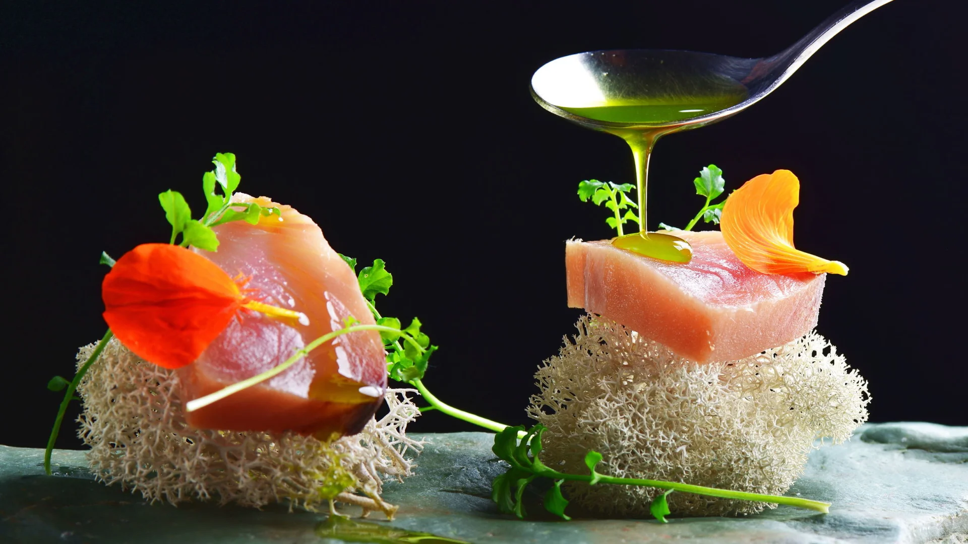 Fine dining w Polsce zyskał "ludzkie oblicze". Dziś dania z najwyższej półki zjemy na lunch za 30 zł.