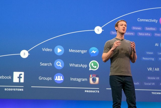 Mark Zuckerberg zapowiada wojnę z fałszywymi newsami, ubiegło go Google Chrome.