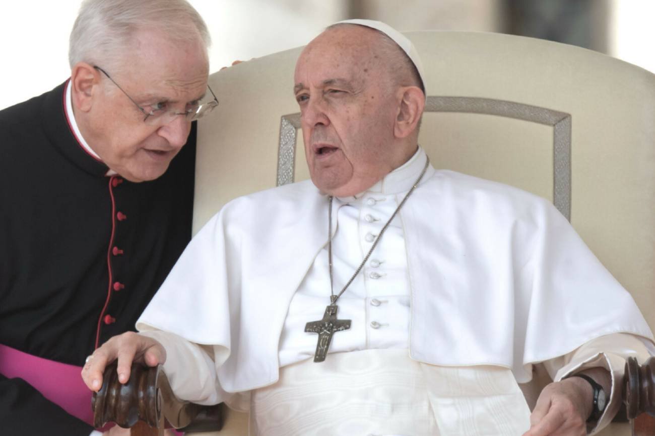 Papież Franciszek zachorował. Ma problem z czytaniem przemówień