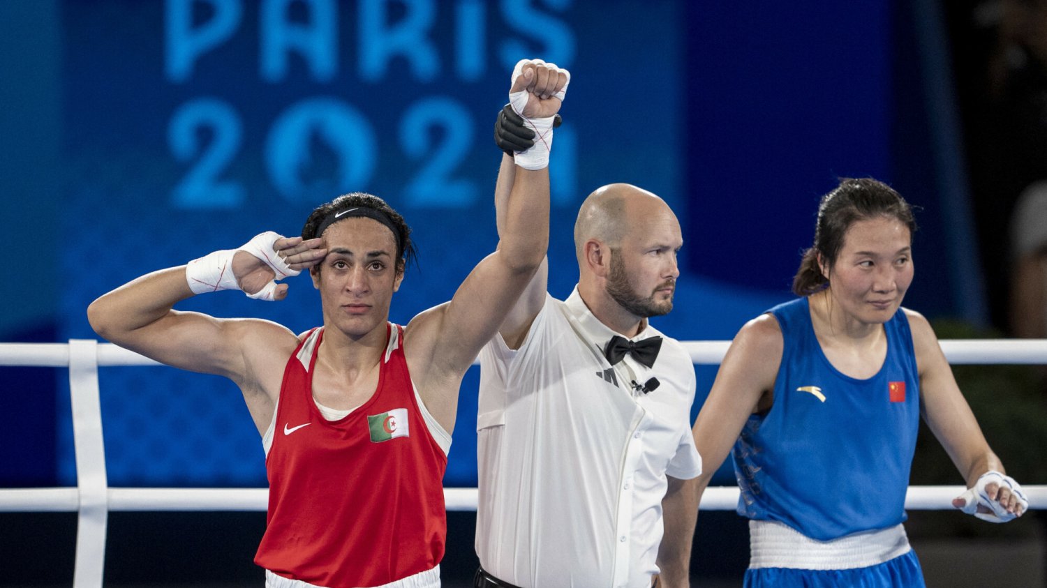 Imane Khelif ze złotem olimpijskim.