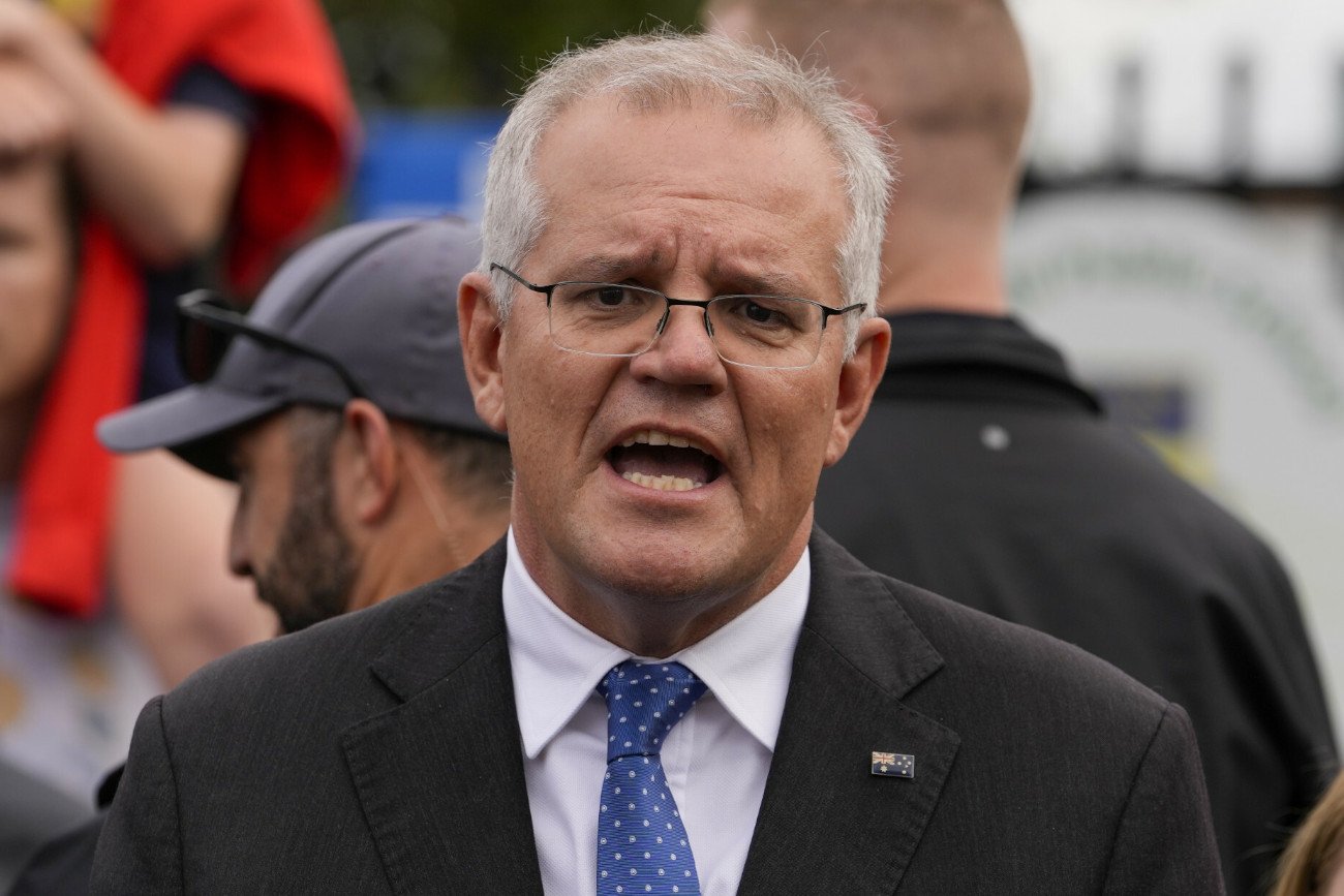 Premier Australii Scott Morrison przemawia podczas konferencji prasowej po głosowaniu w swoim okręgu wyborczym