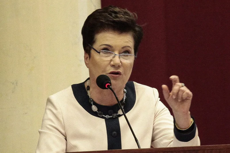 01.09.2016 Warszawa , Plac Defilad 1 . Prezydent Hanna Gronkiewicz - Waltz podczas nadzwyczajnej sesji Rady Warszawy ws. reprywatyzacji .