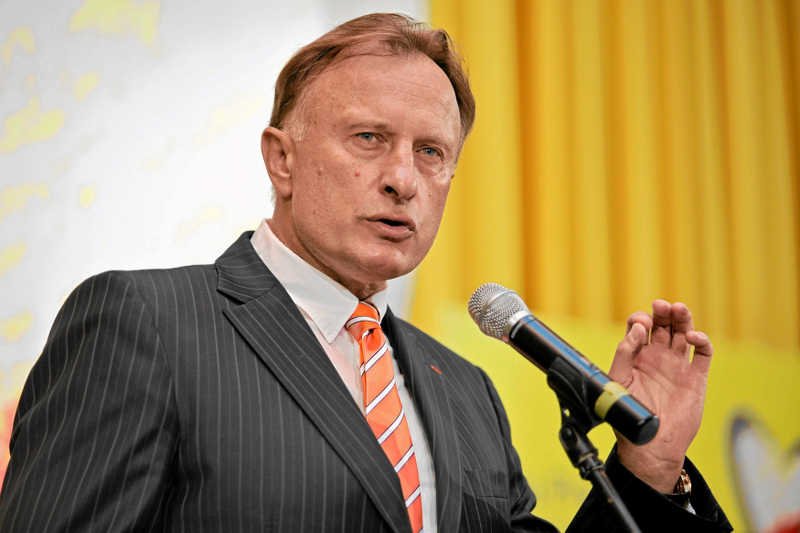 Marek Goliszewski jednak nie zostanie doktorem. Przynajmniej na razie.