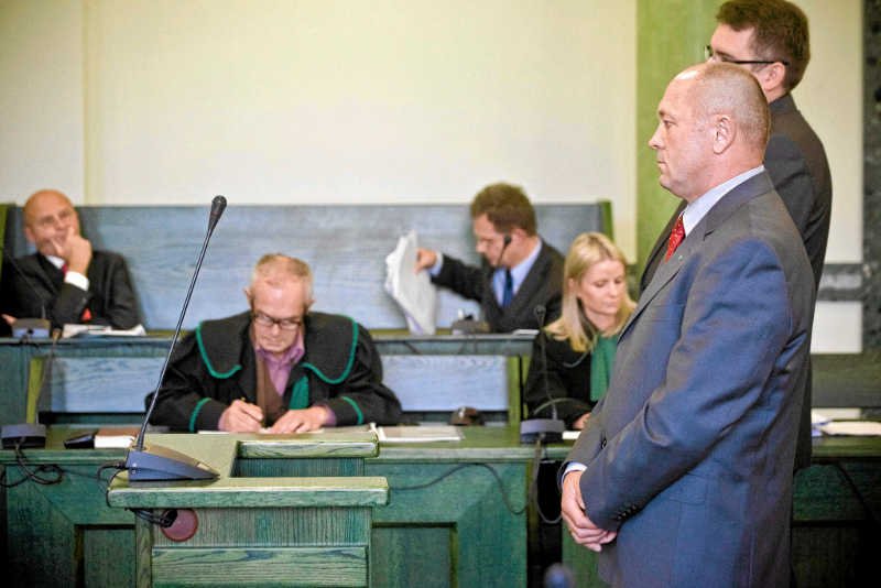 Marek Sawicki jako świadek w sprawie nieprawidłowości w ARR.